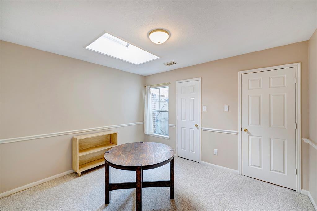 1218 Campton Court