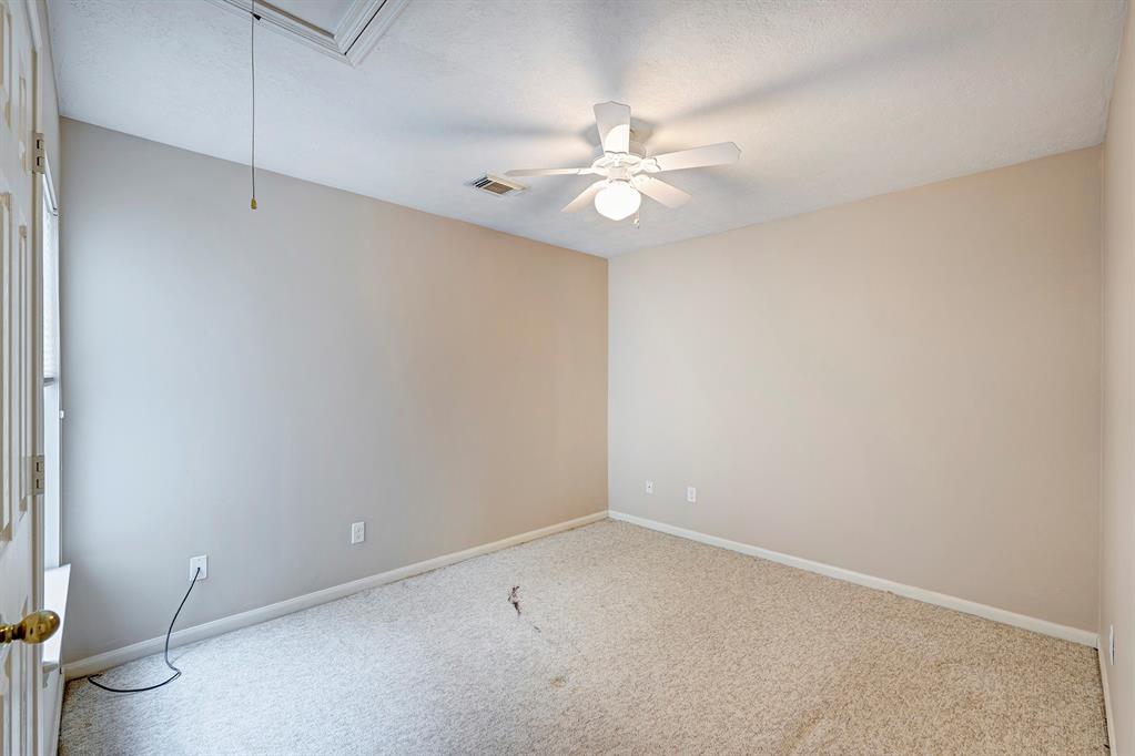 1218 Campton Court