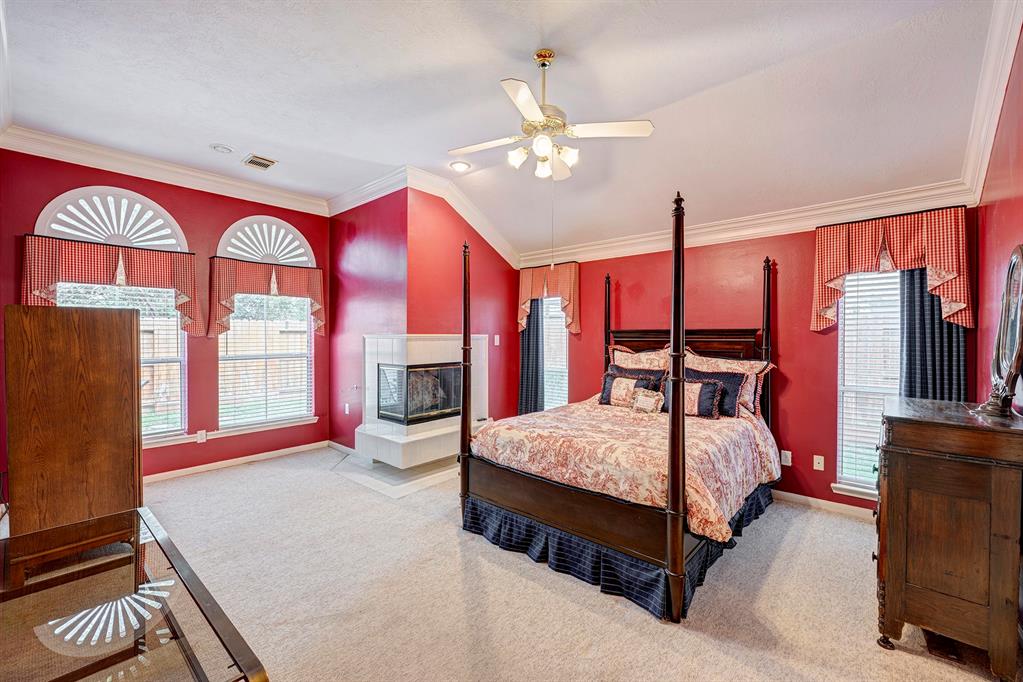 1218 Campton Court