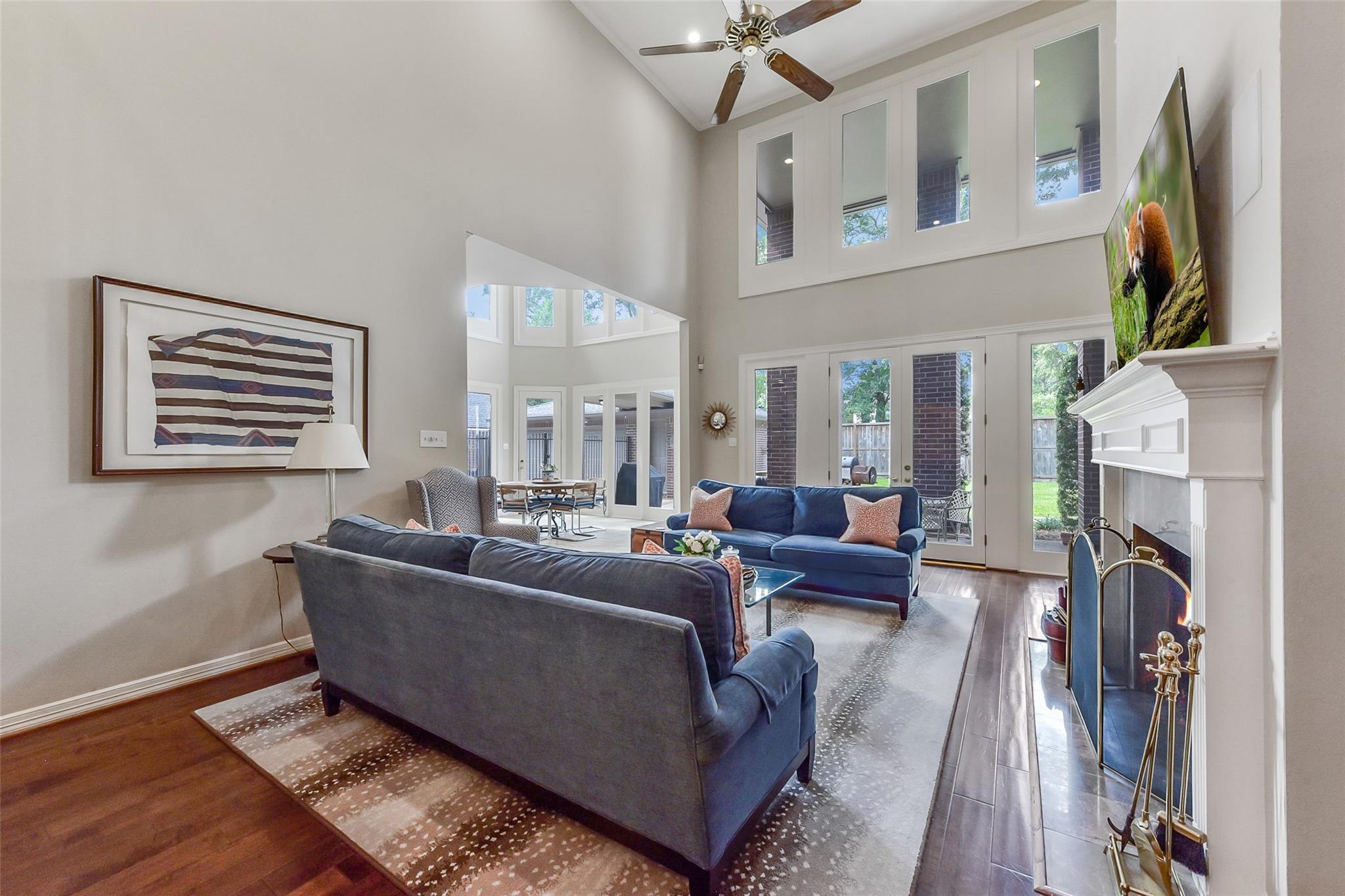 6 Woodsborough Circle