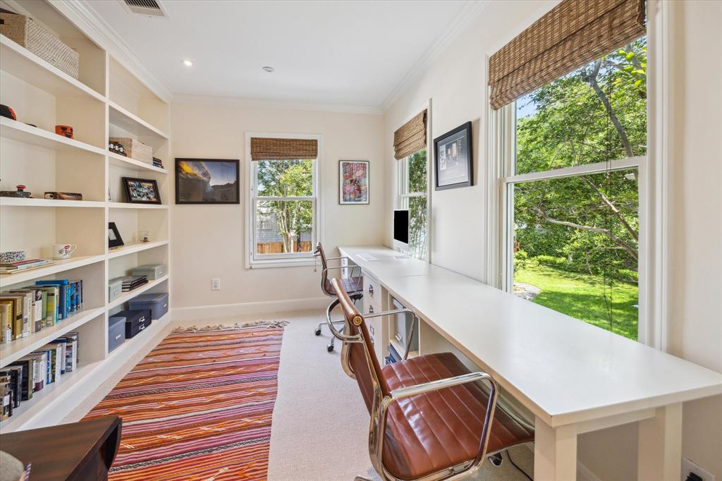 3032 Locke Lane