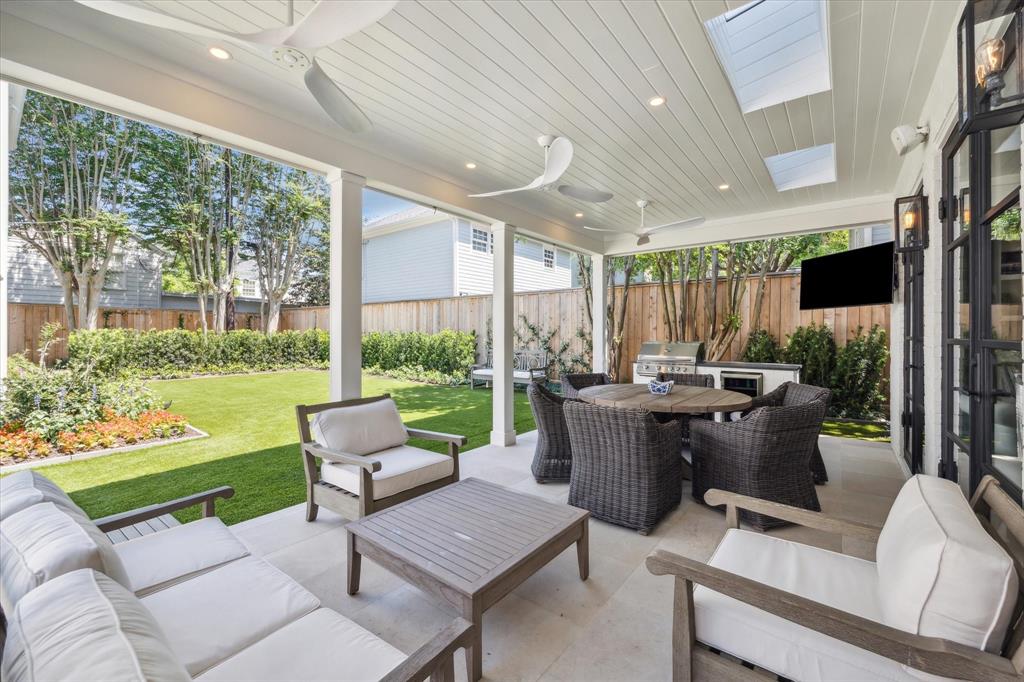 3032 Locke Lane