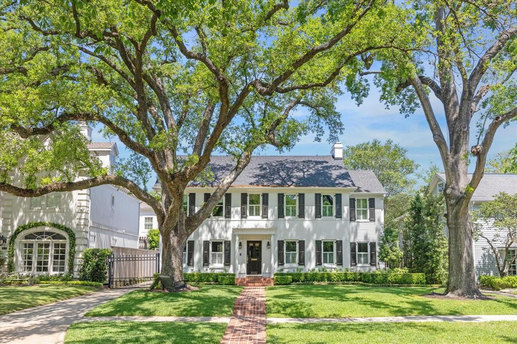 3032 Locke Lane