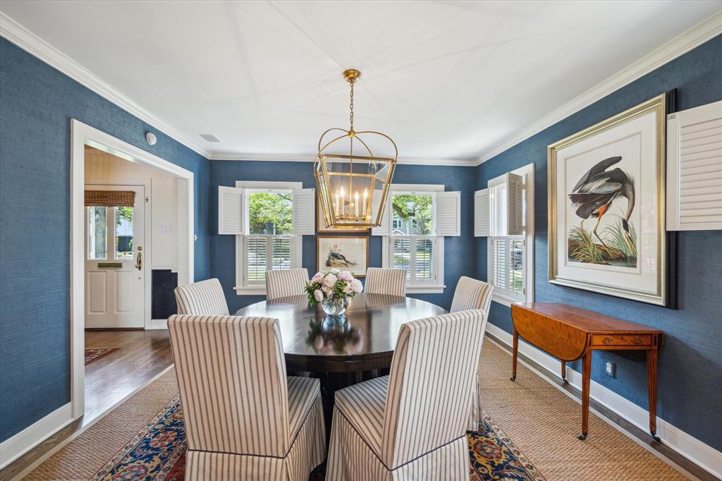 3032 Locke Lane