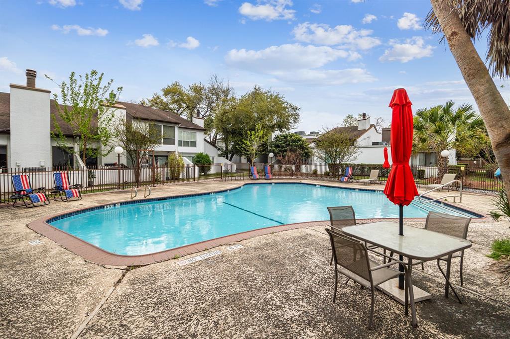 7655 S Braeswood Boulevard # 1
