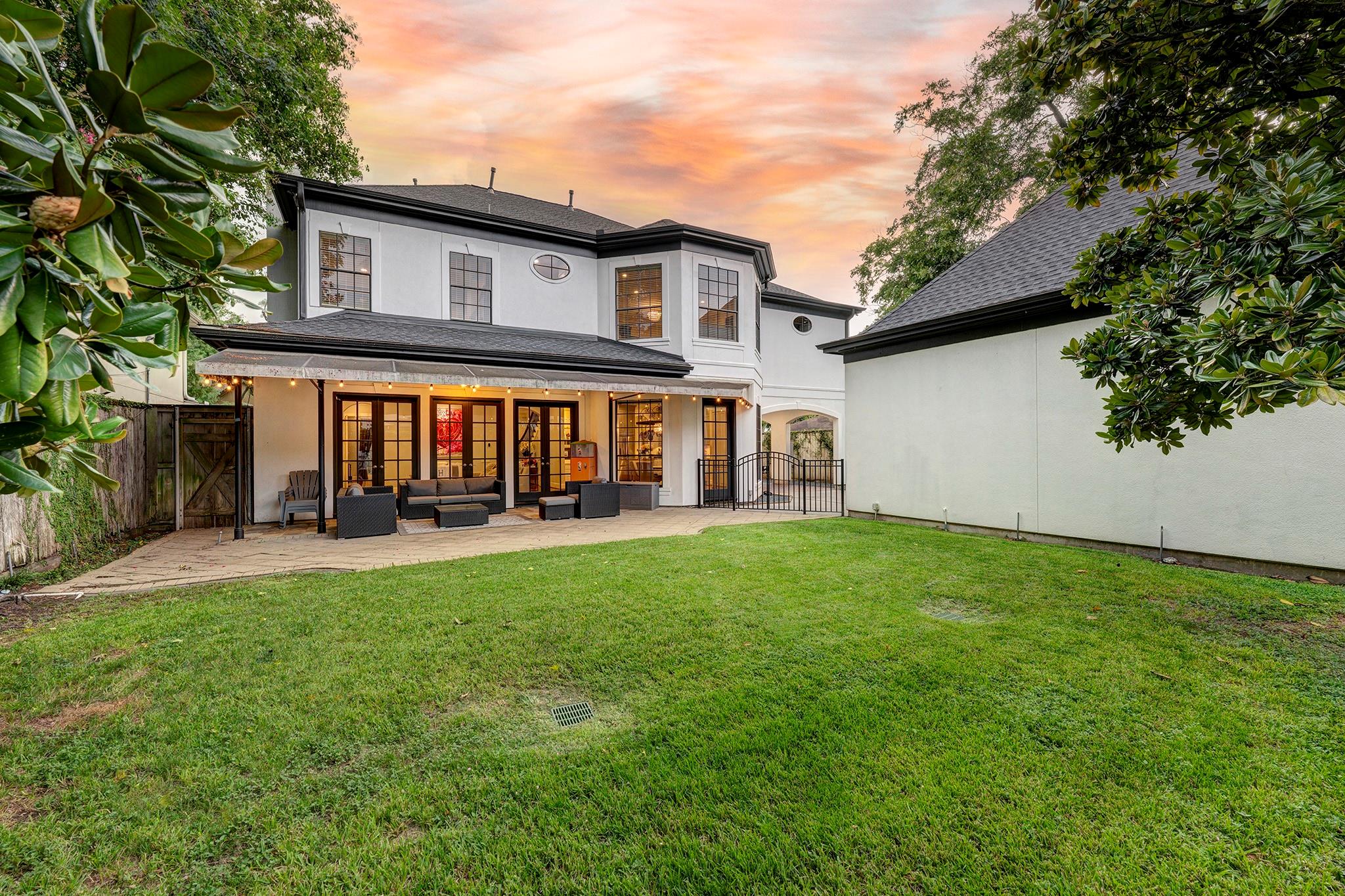 4906 Wedgewood Drive