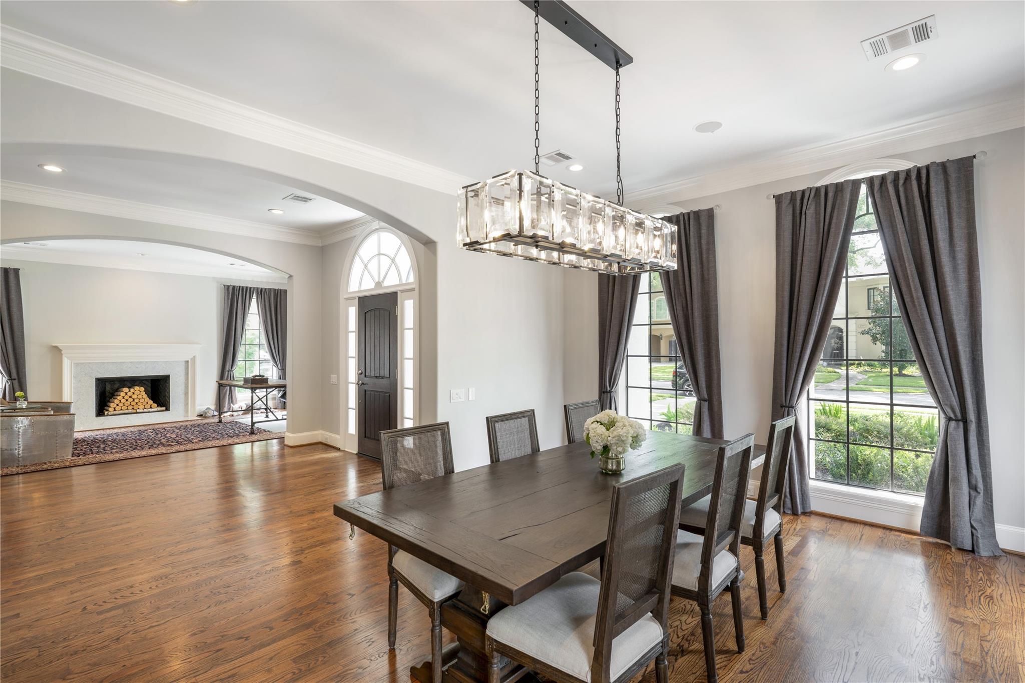 4906 Wedgewood Drive