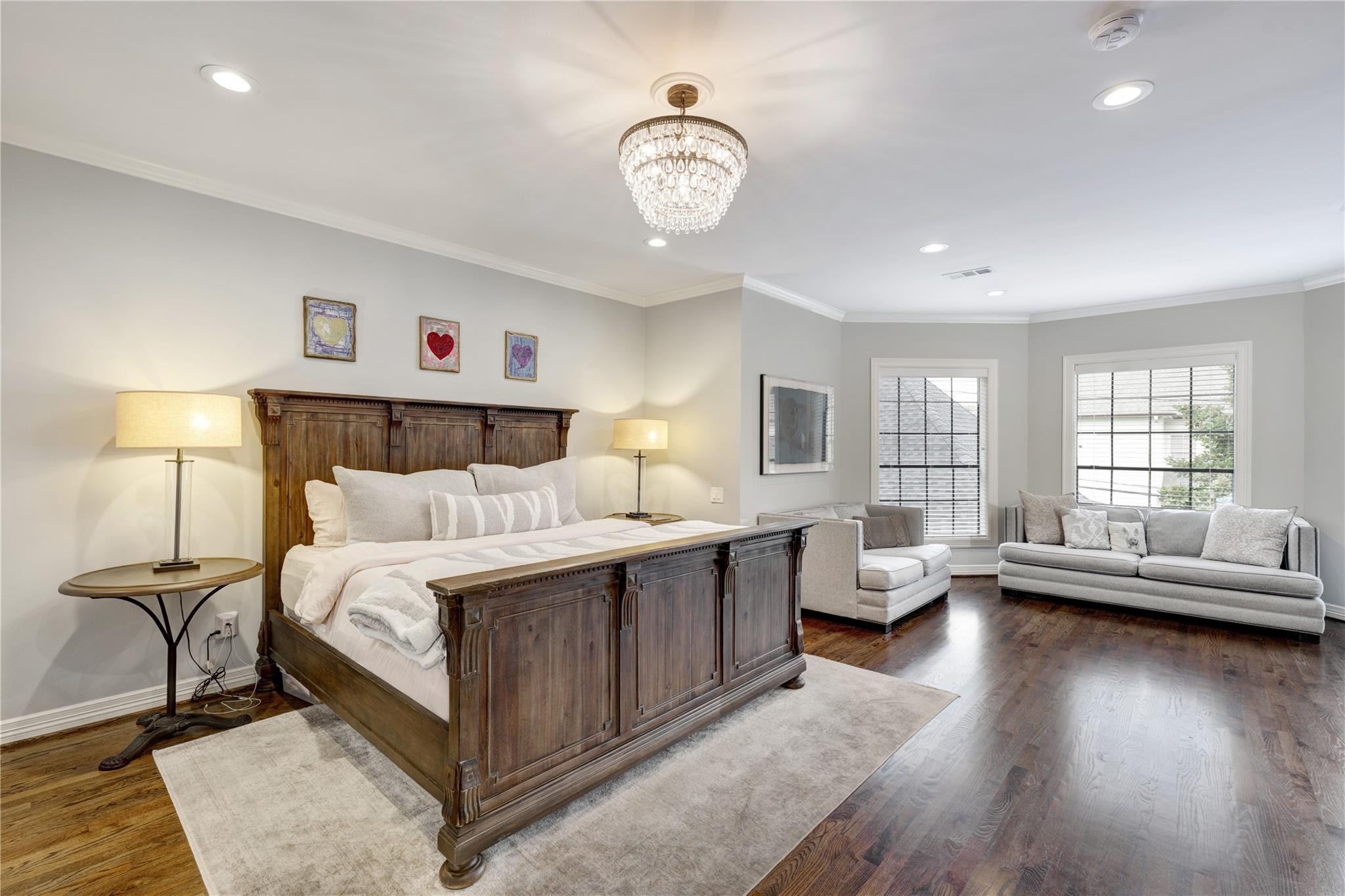 4906 Wedgewood Drive