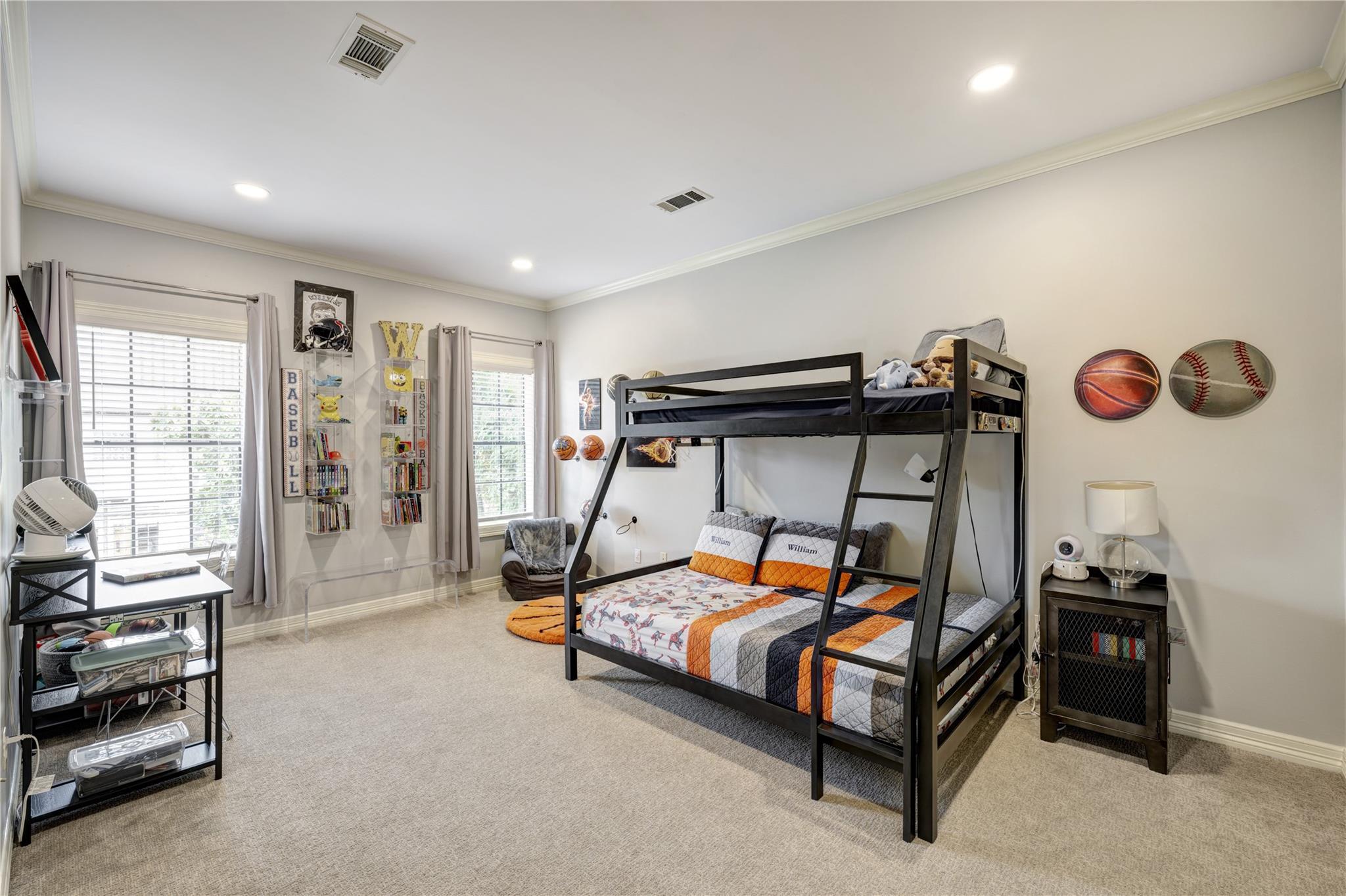 4906 Wedgewood Drive