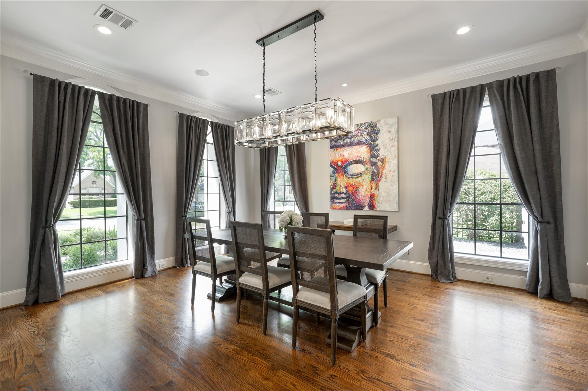 4906 Wedgewood Drive