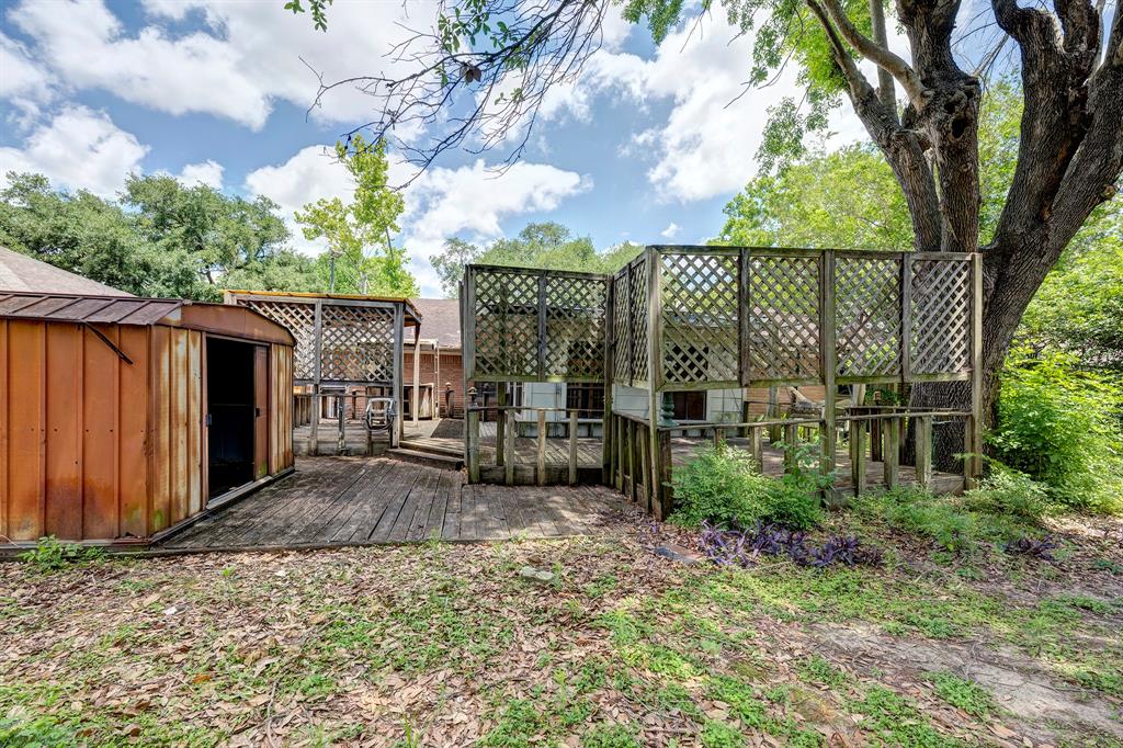 9603 Emnora Lane