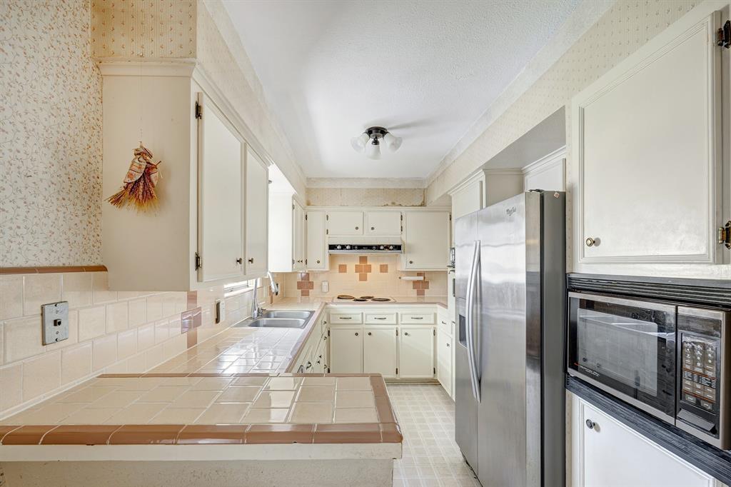 9603 Emnora Lane