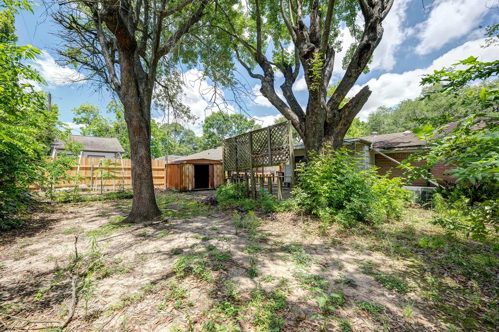 9603 Emnora Lane