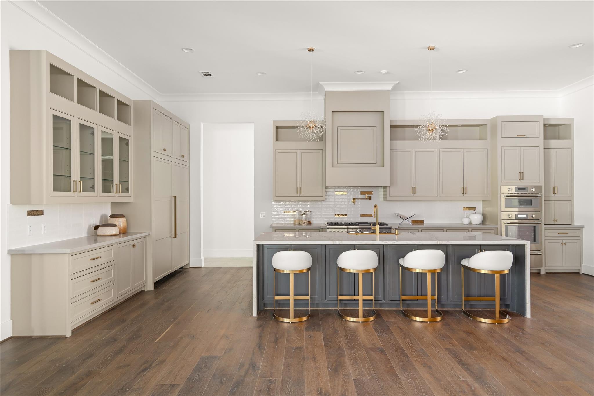 5517 Sturbridge Drive