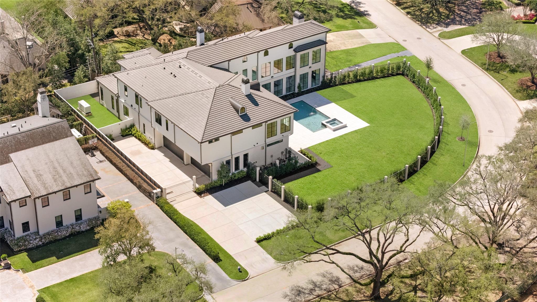 5517 Sturbridge Drive