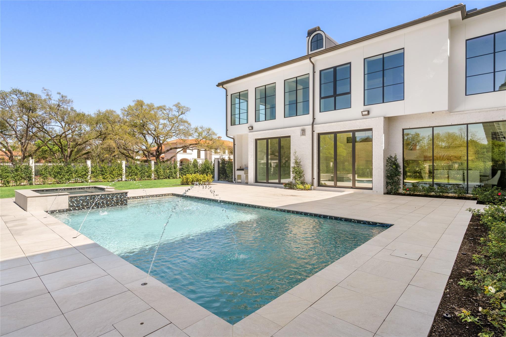 5517 Sturbridge Drive