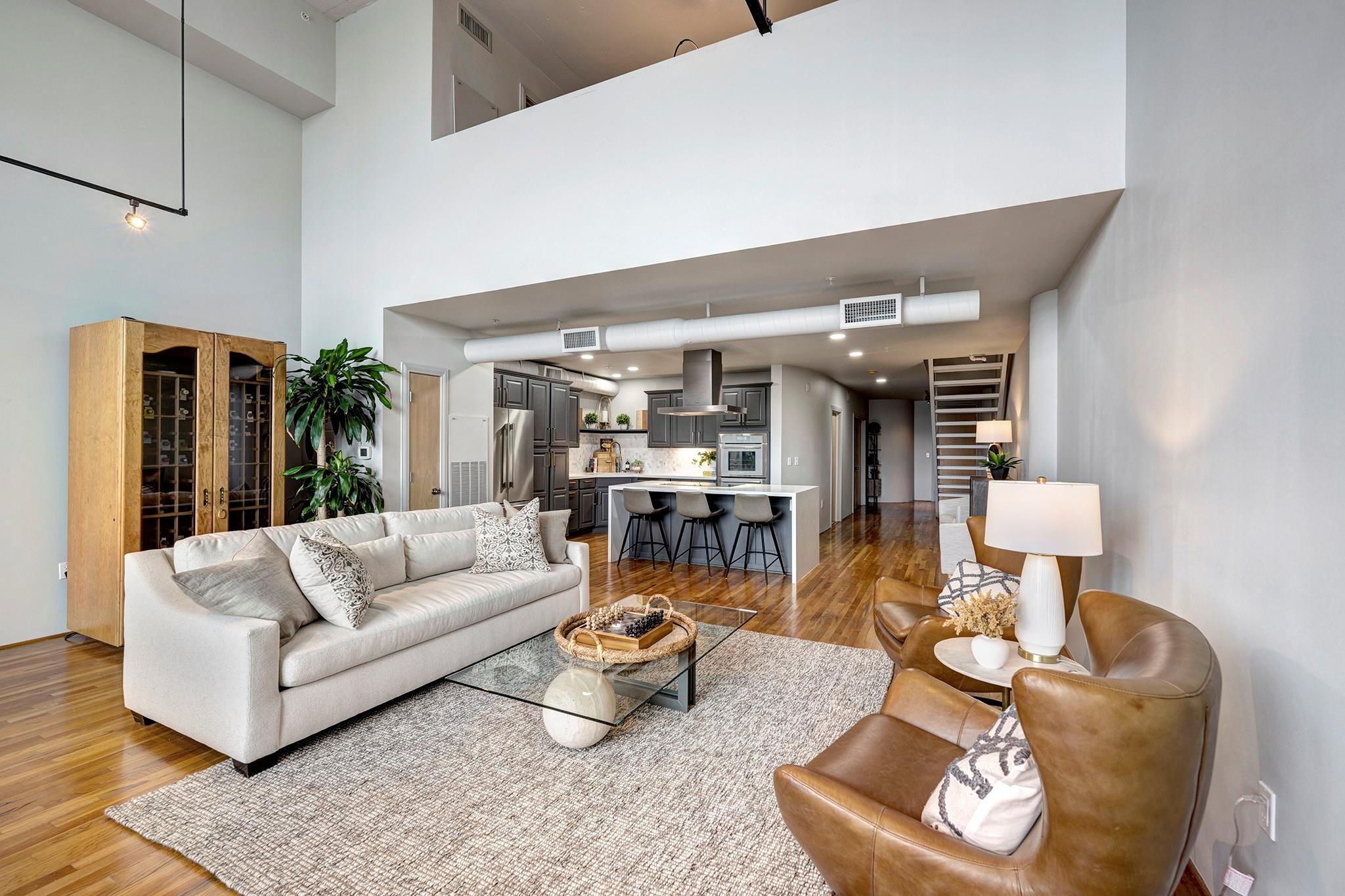 1025 S Shepherd Drive # 305
