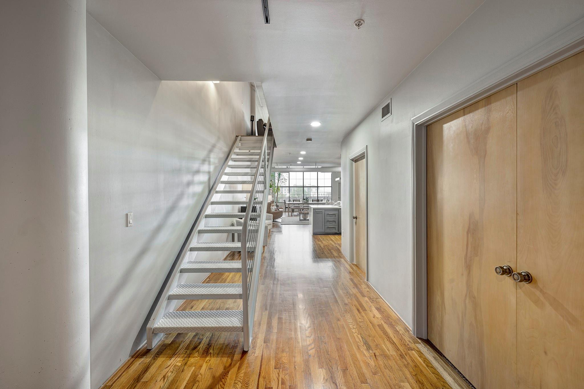 1025 S Shepherd Drive # 305
