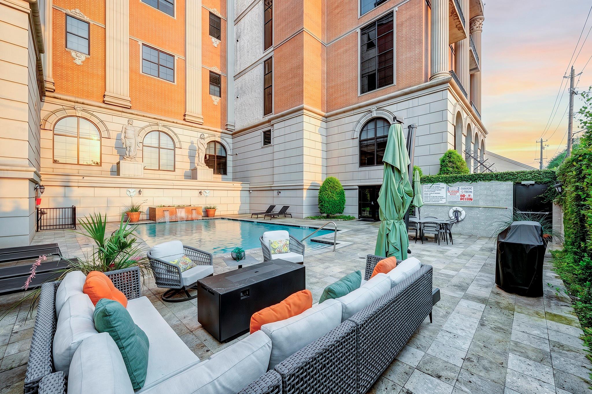 1025 S Shepherd Drive # 305