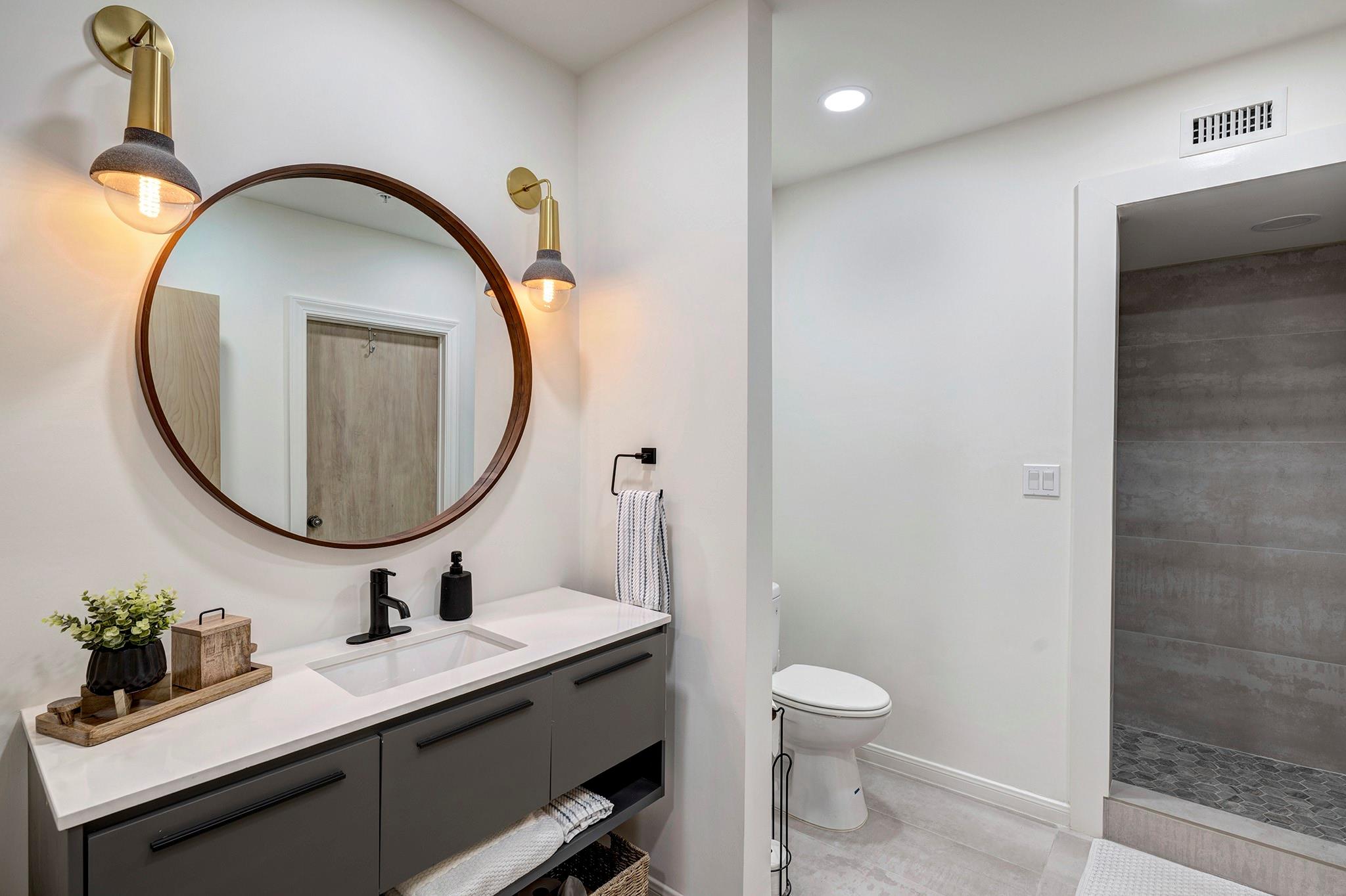 1025 S Shepherd Drive # 305