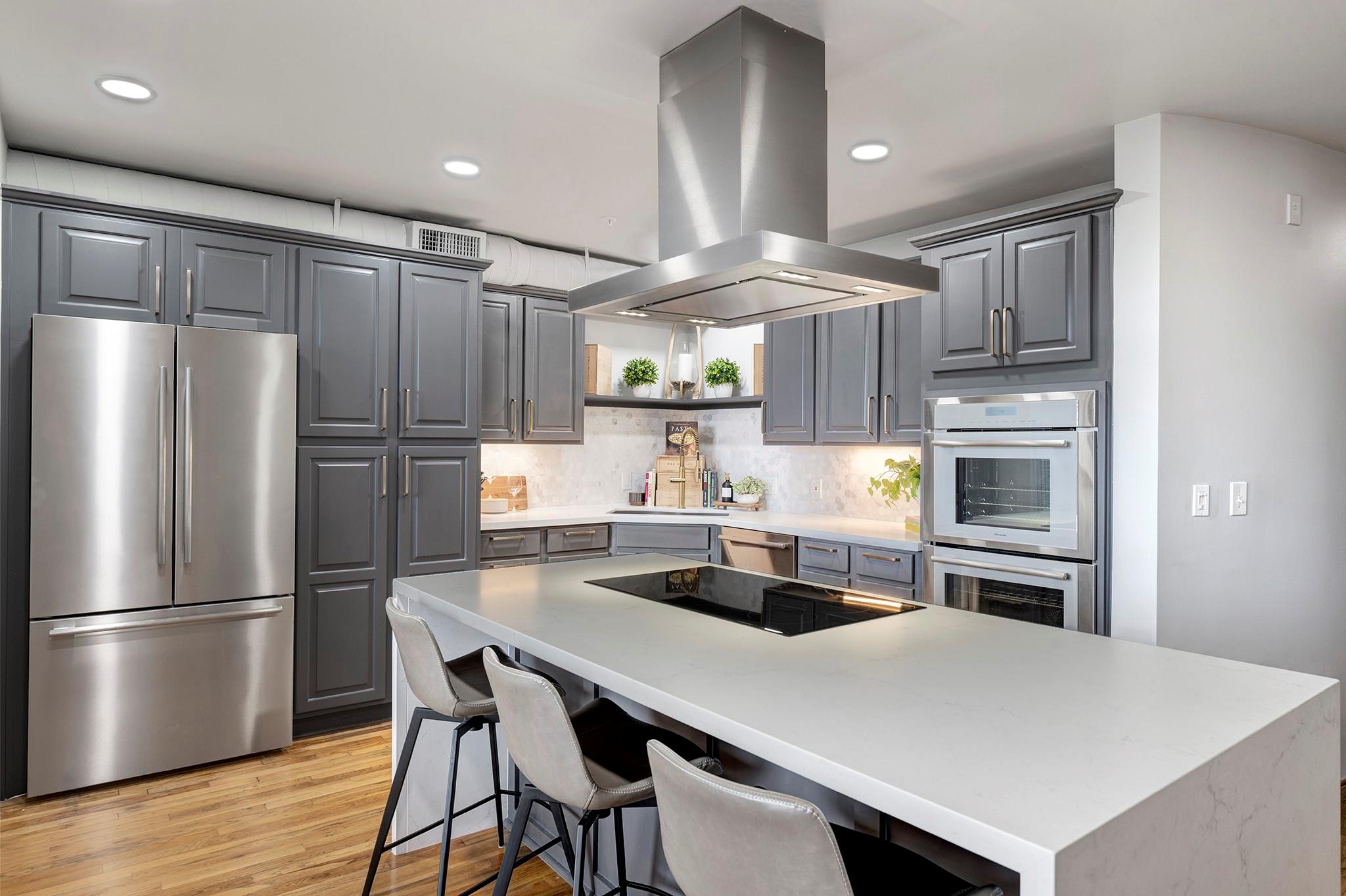 1025 S Shepherd Drive # 305
