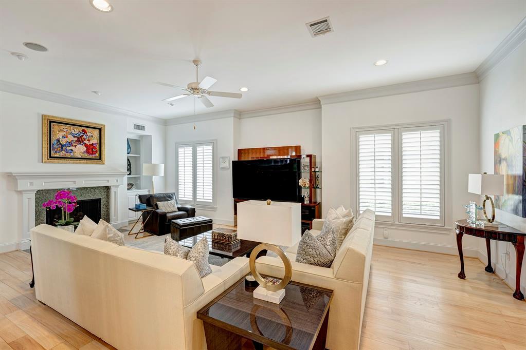 5024 Tangle Lane