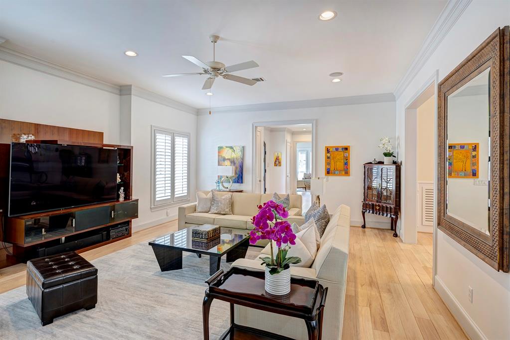 5024 Tangle Lane