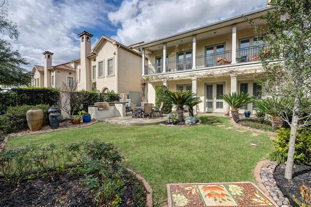 5024 Tangle Lane