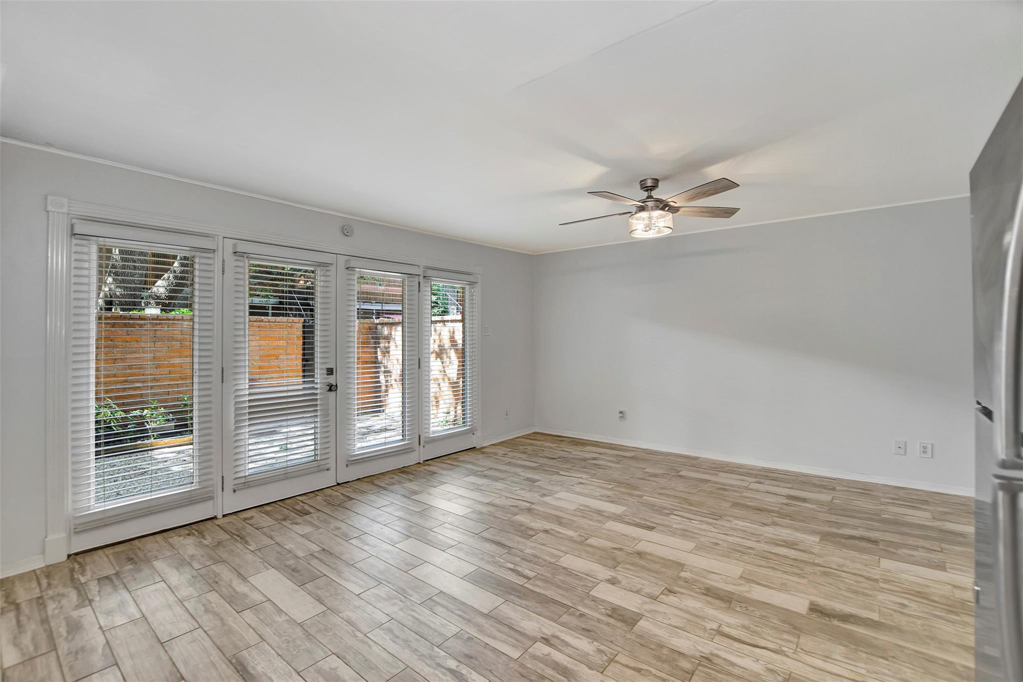 3942 W Alabama Street # 7