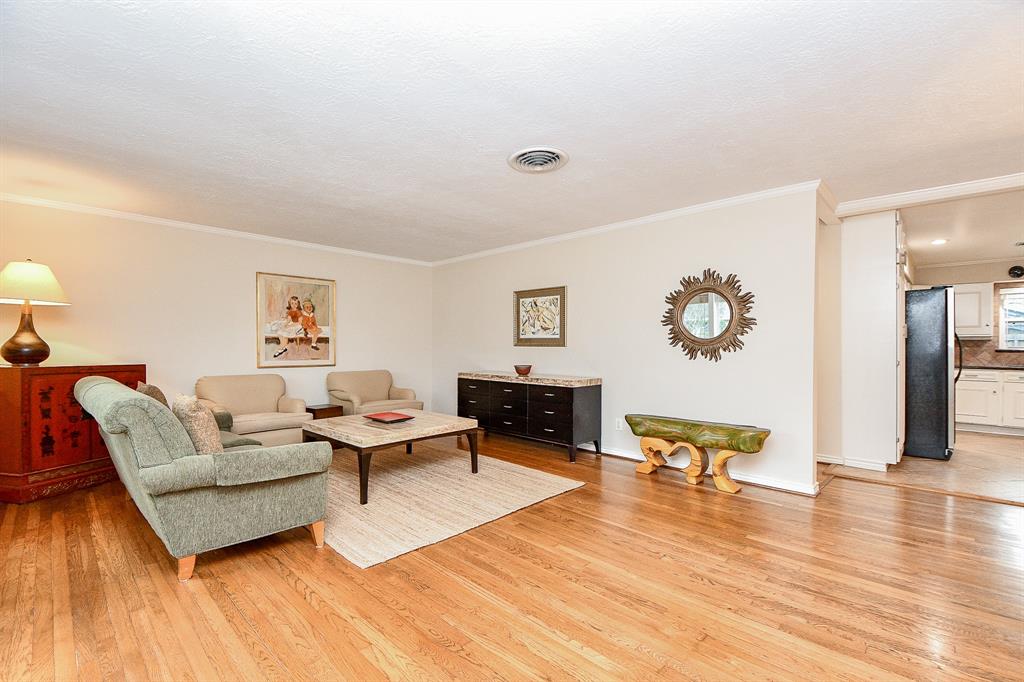 10922 Oasis Drive