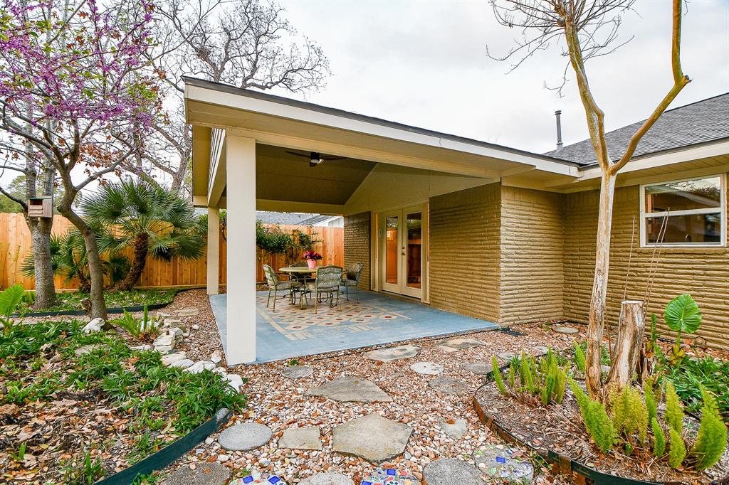 10922 Oasis Drive