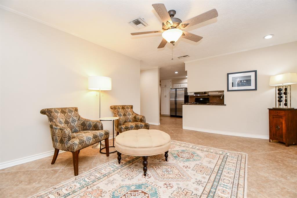 10922 Oasis Drive