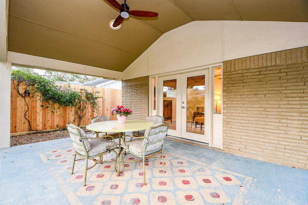 10922 Oasis Drive