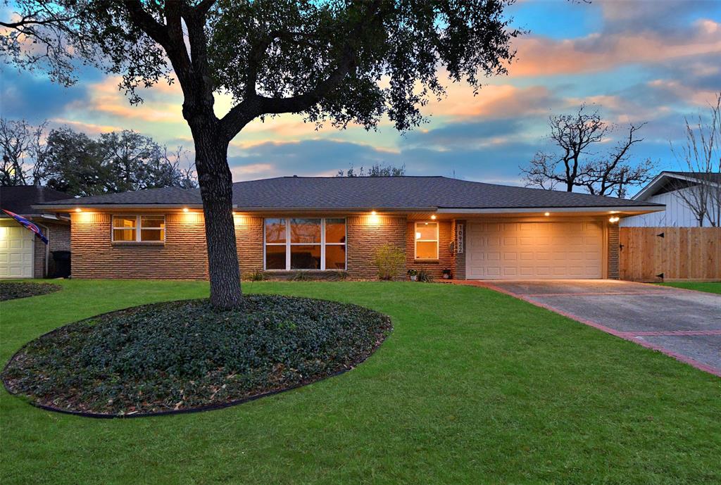 10922 Oasis Drive