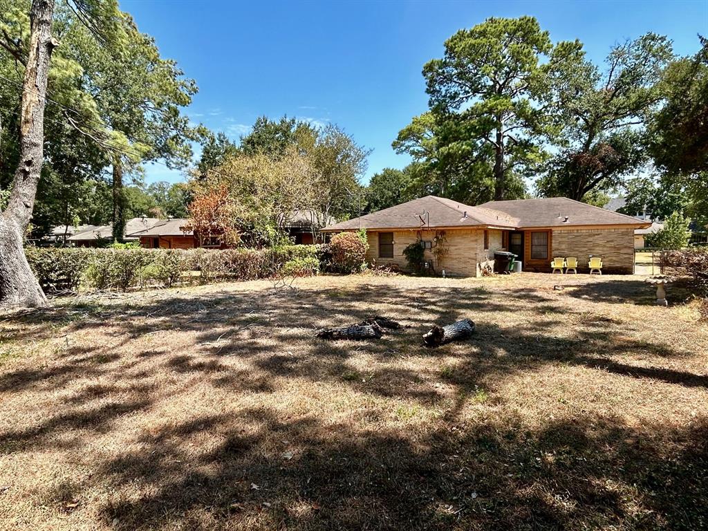 2318 Lamonte Lane