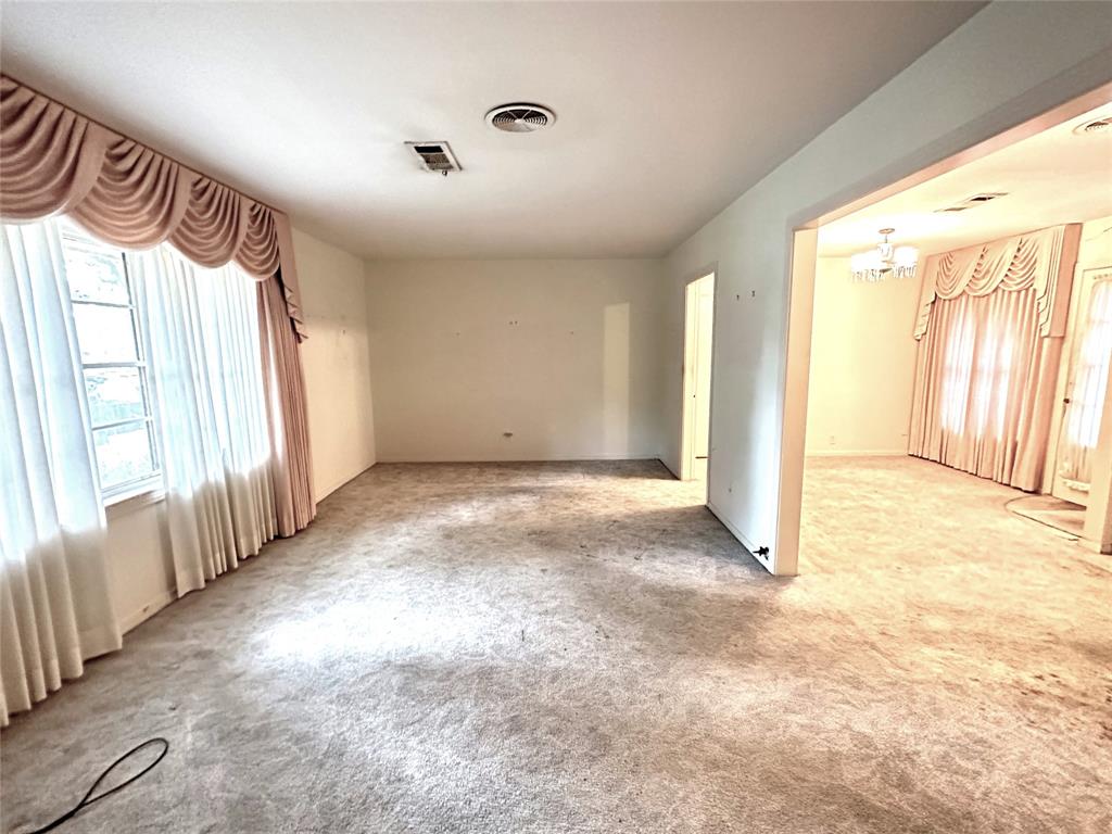 2318 Lamonte Lane