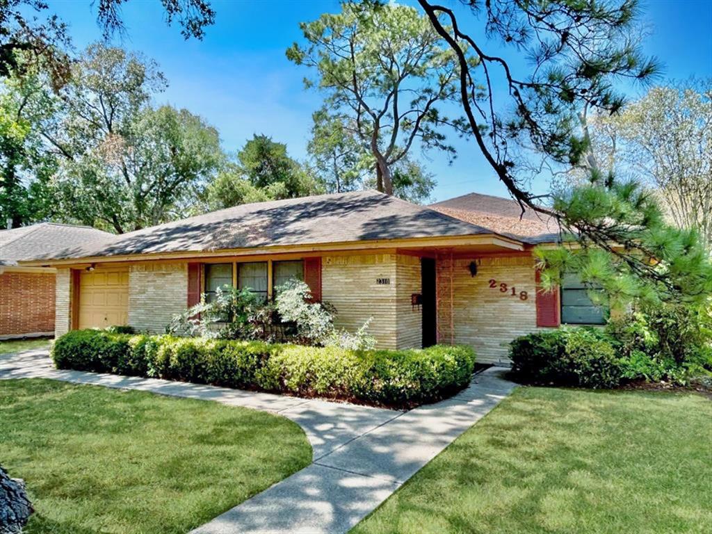 2318 Lamonte Lane