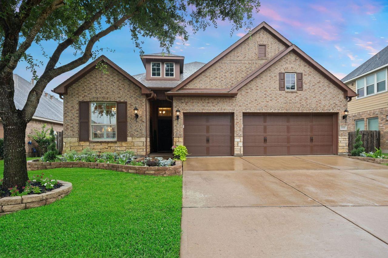 2918 Eden Trails Lane
