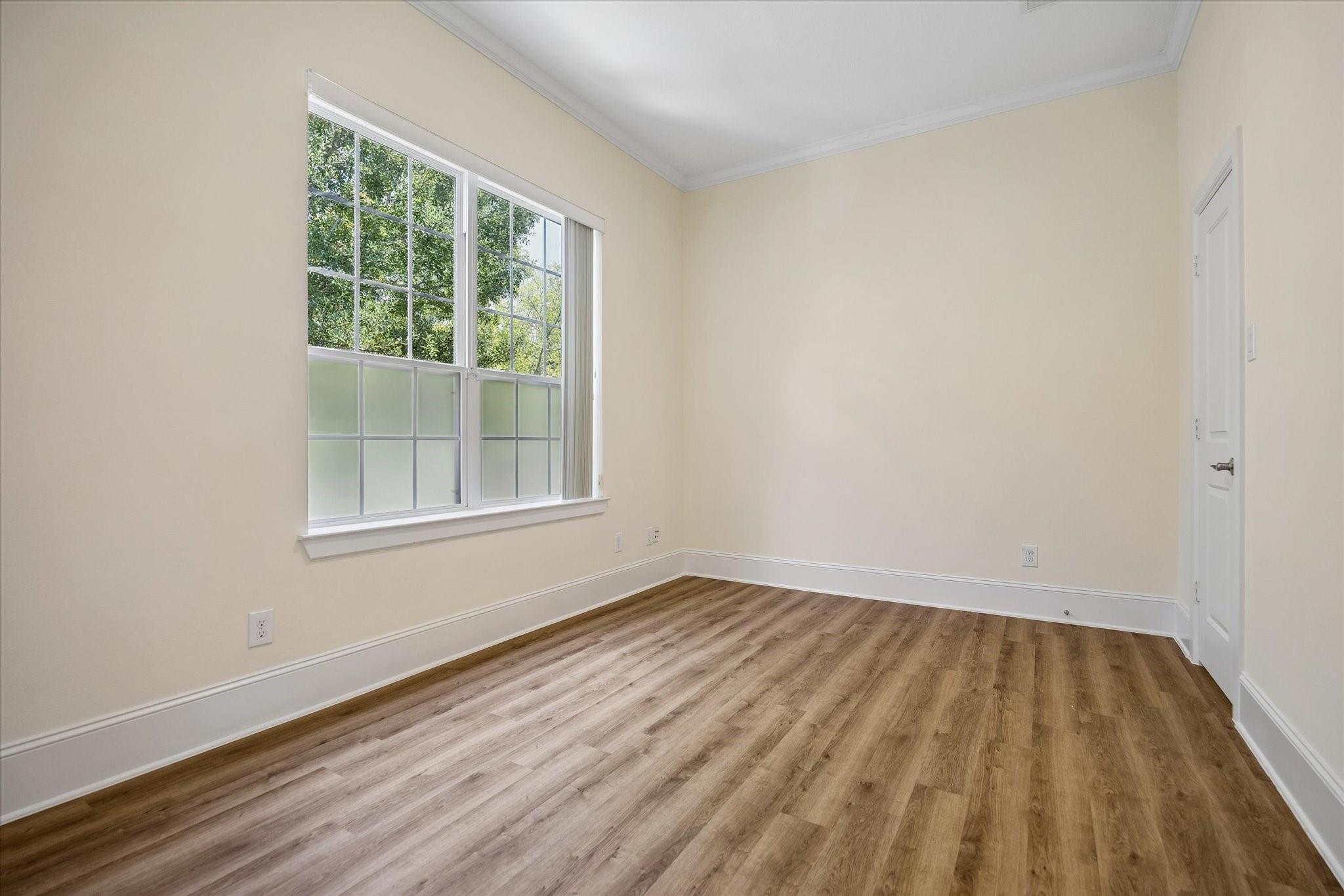 6008 Community Drive