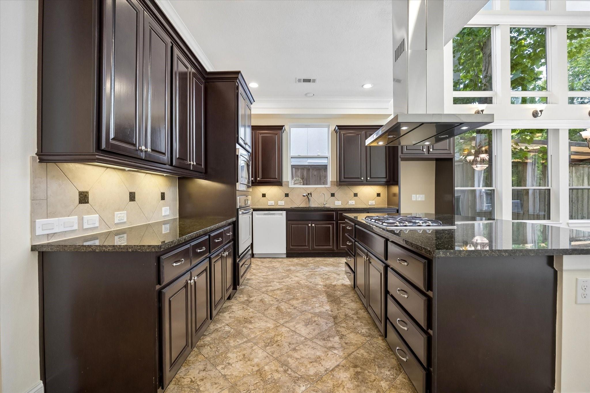 6008 Community Drive