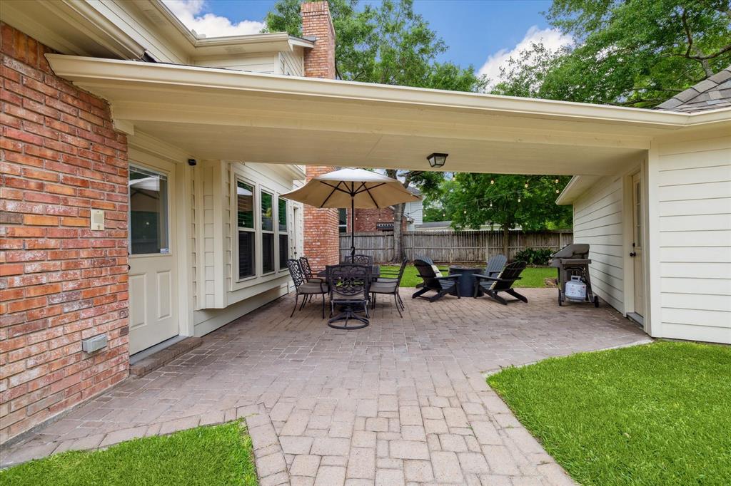 8520 Cedarbrake Drive