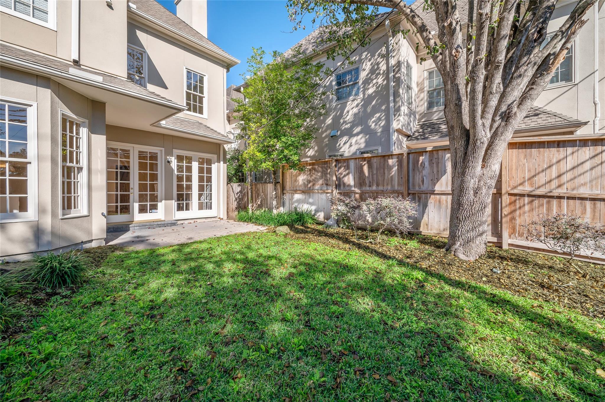 3245 Maroneal Street