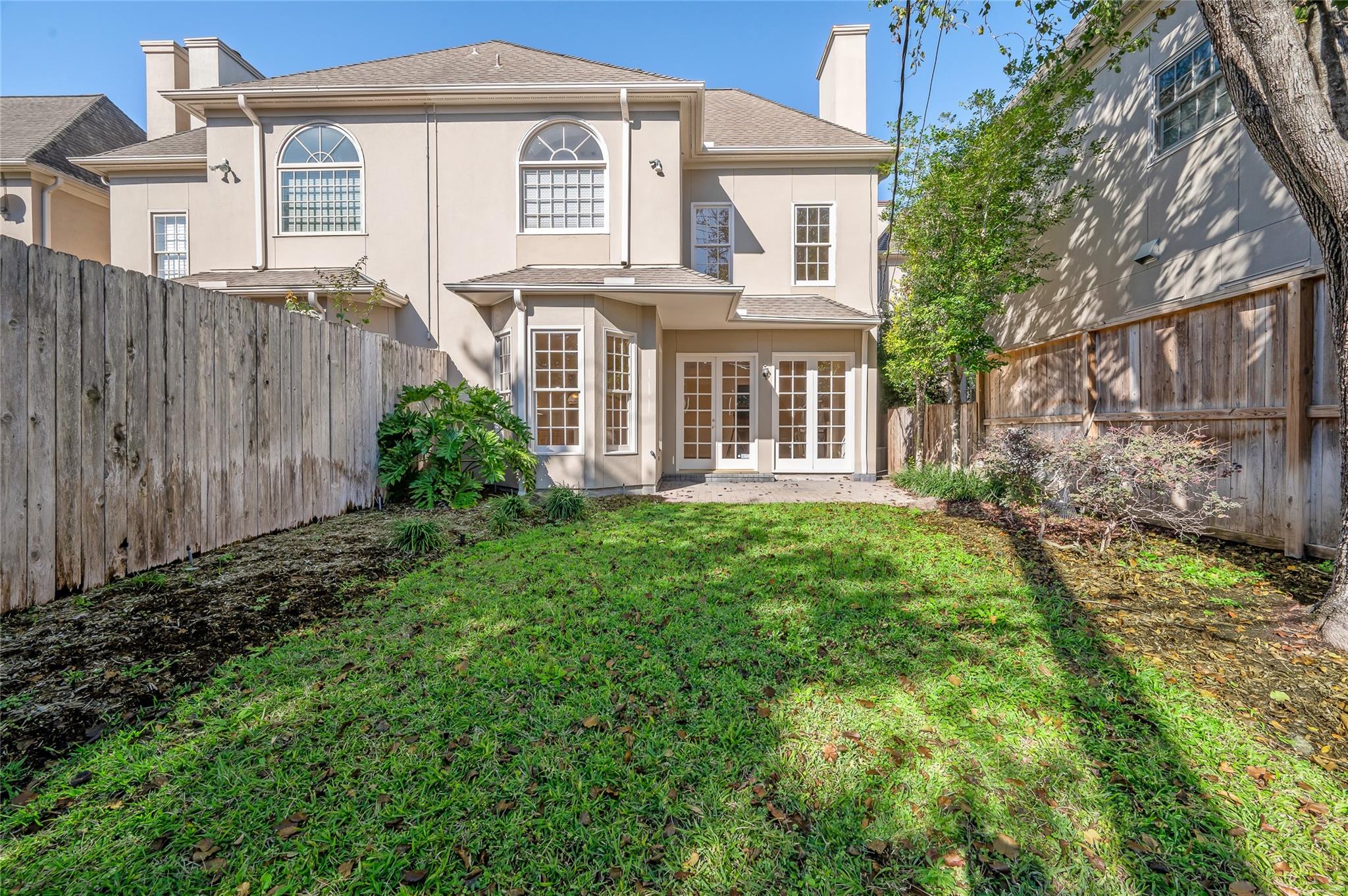 3245 Maroneal Street