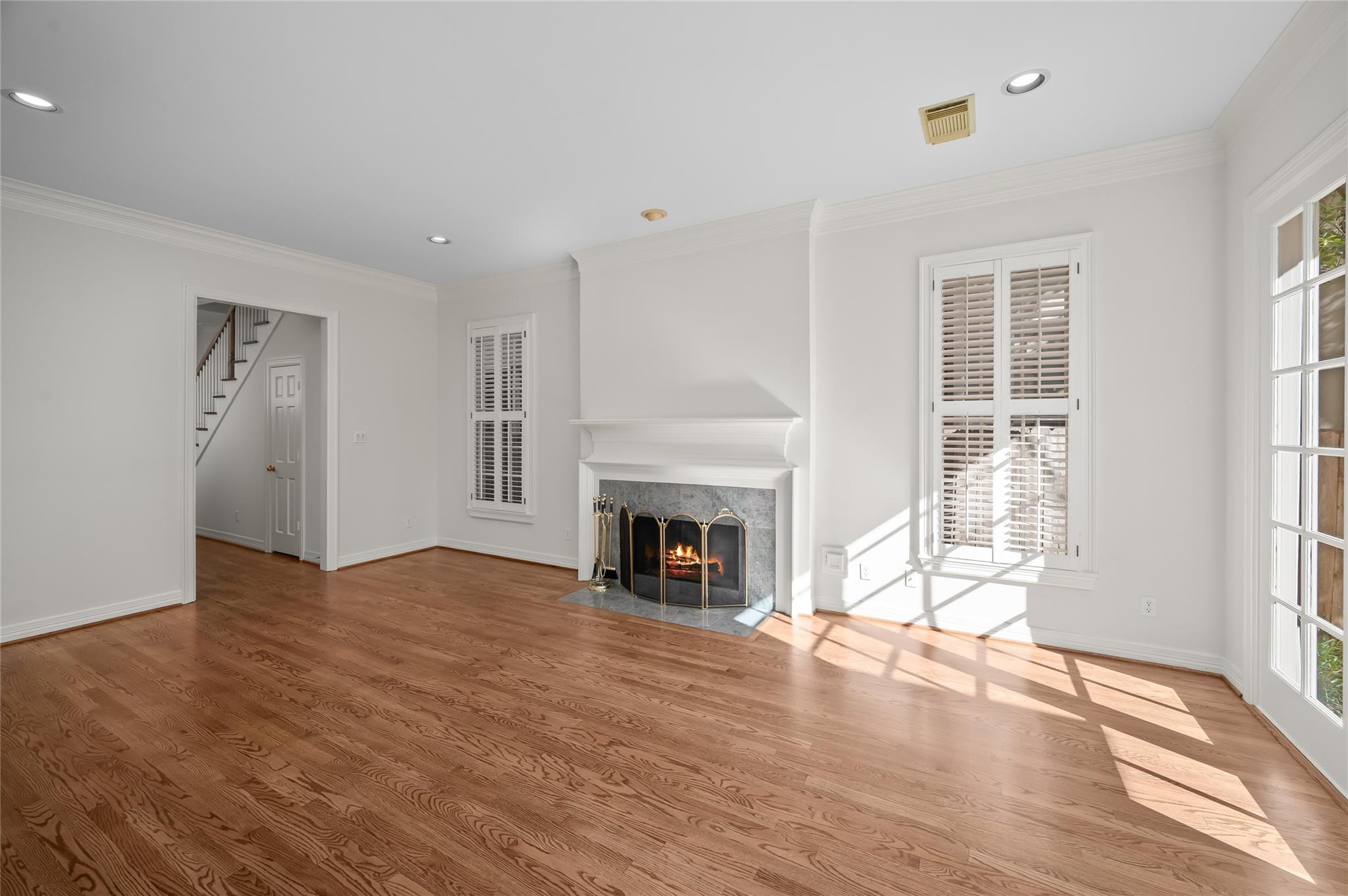 3245 Maroneal Street