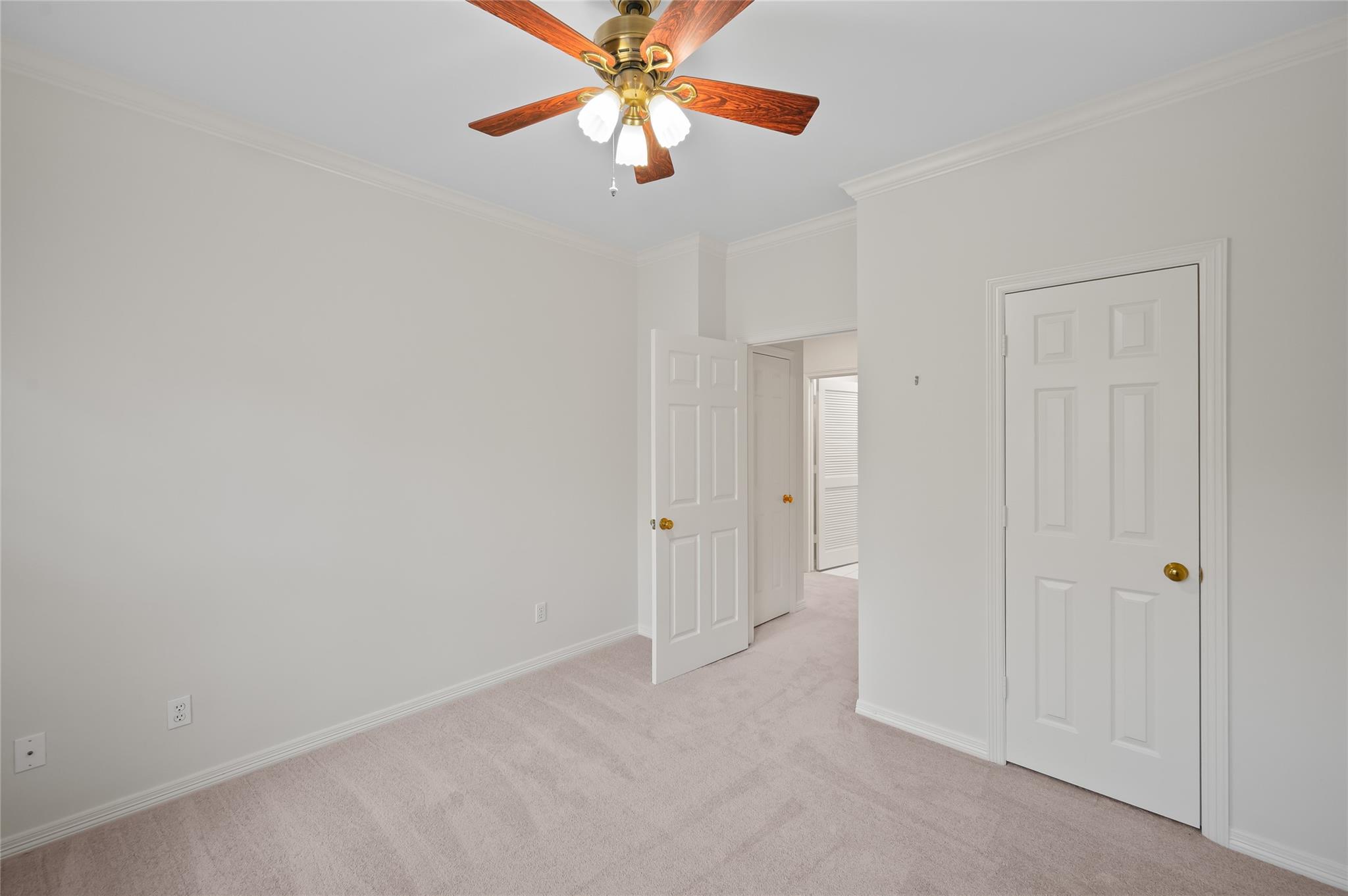 3245 Maroneal Street