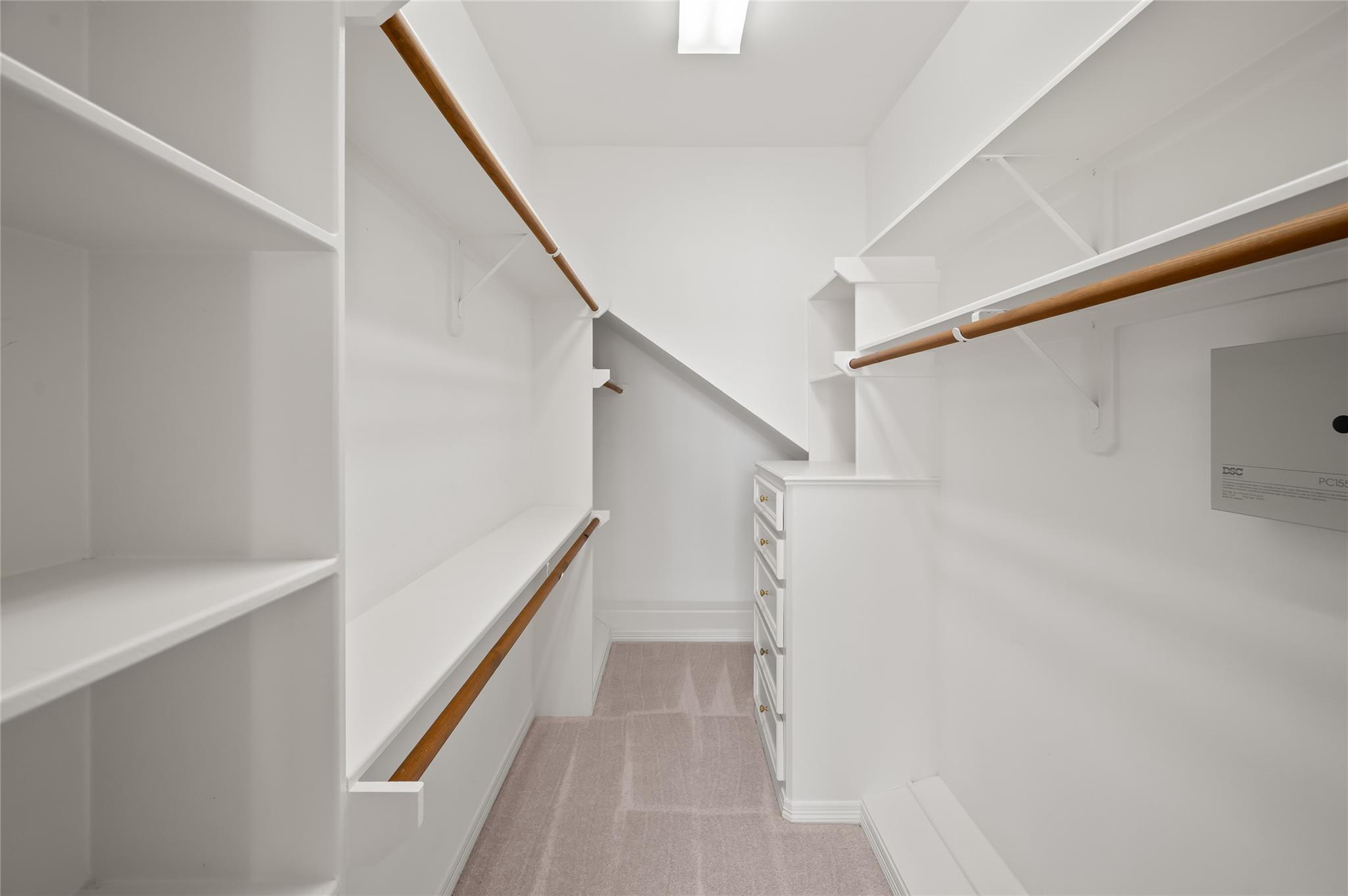 3245 Maroneal Street