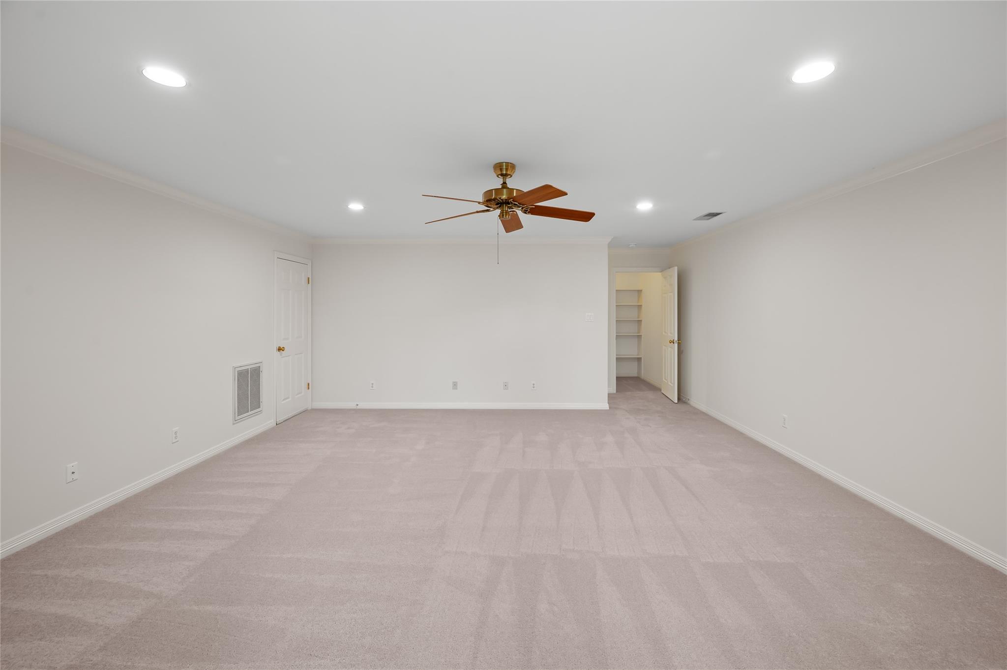 3245 Maroneal Street