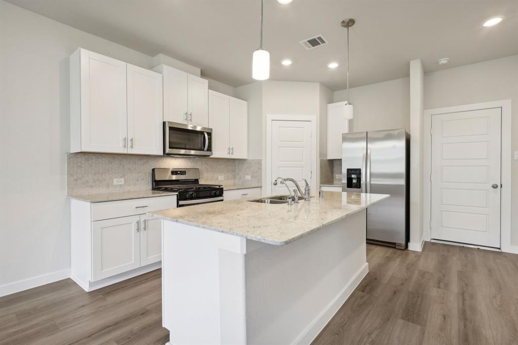 2194 Shady Pier Drive