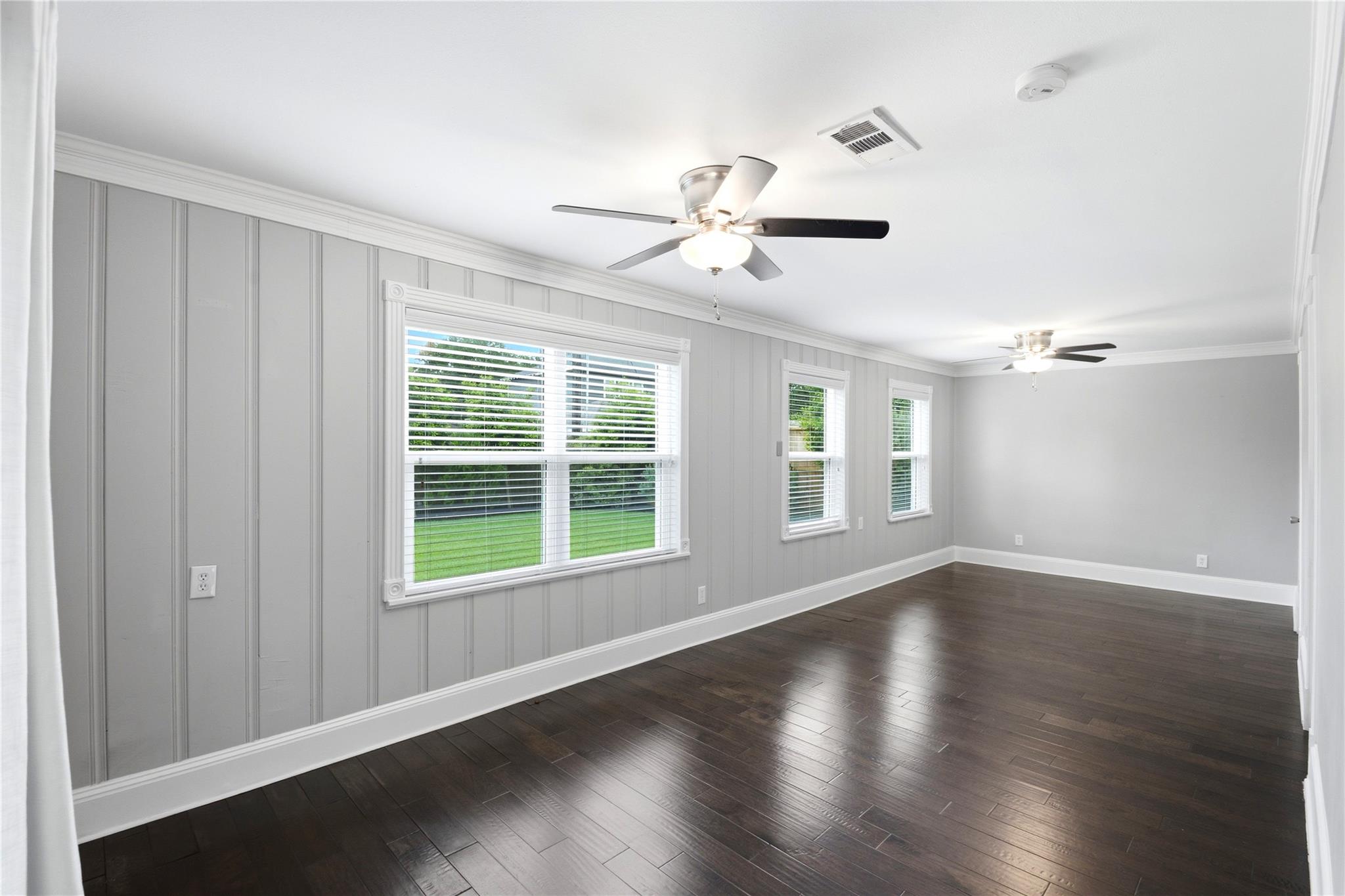 2207 Saxon Drive