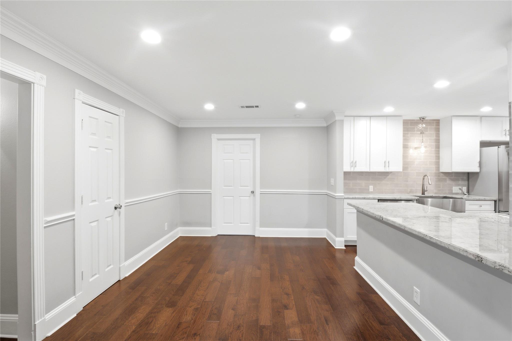 2207 Saxon Drive
